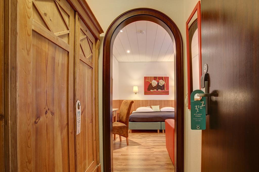 Trip Inn Hotel Blankenburg Karlsruhe Pokoj fotografie