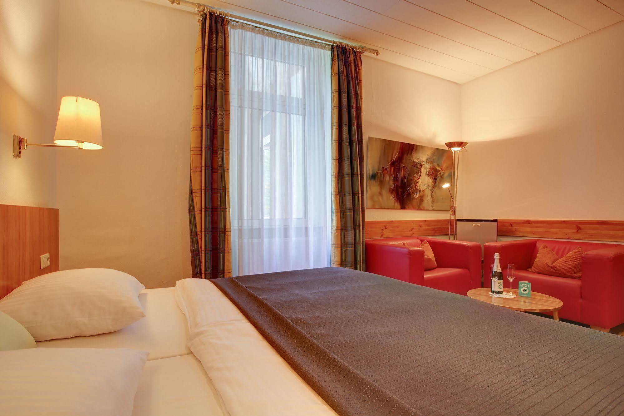 Trip Inn Hotel Blankenburg Karlsruhe Exteriér fotografie